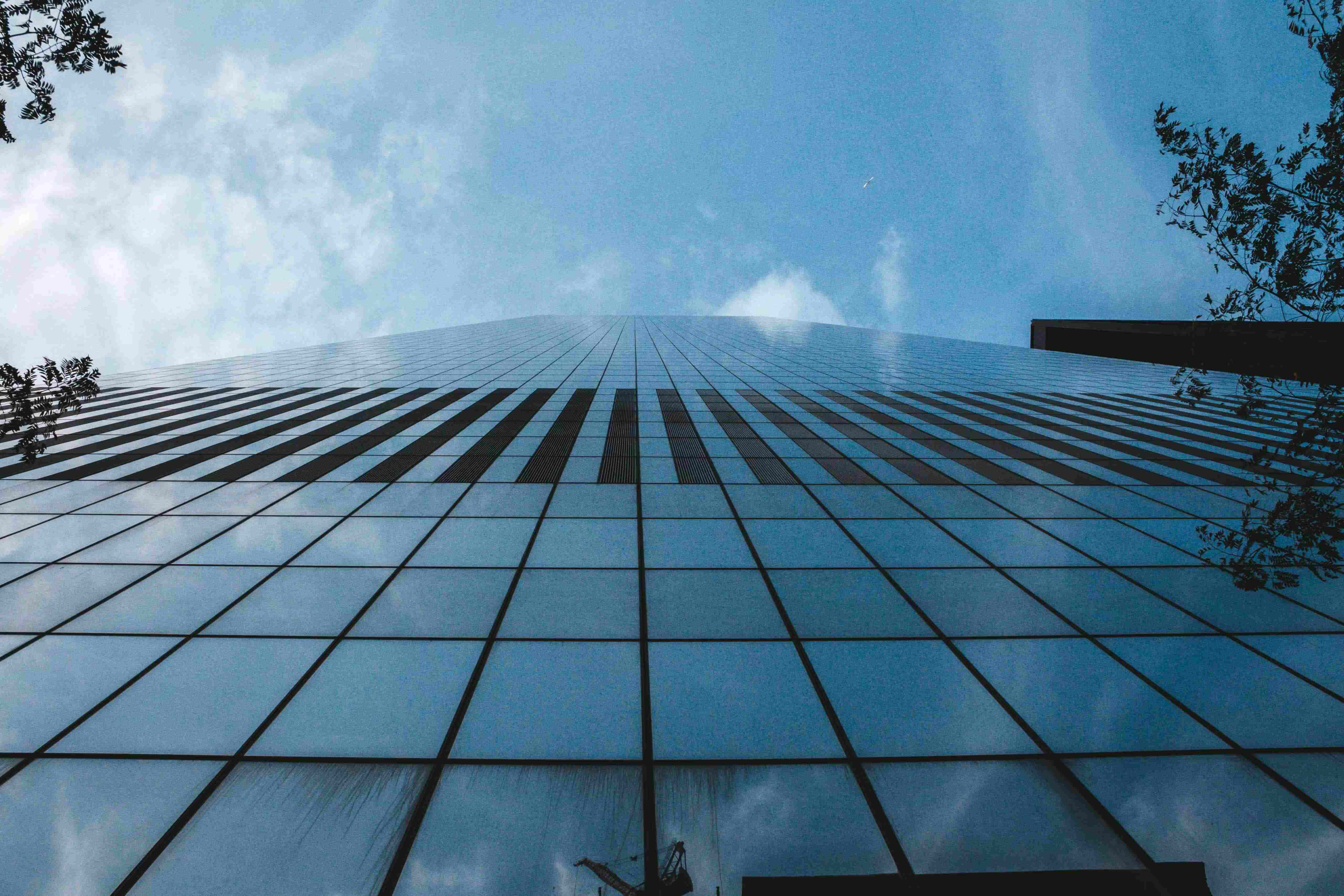 Kashmir's First Toughened Glass Industry Image